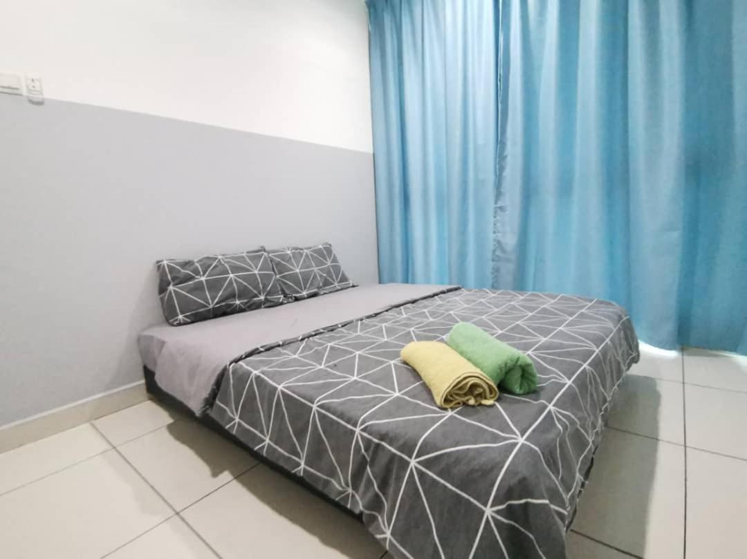 Homestay Kuala Lumpur ; Terminal Tbs ; Bukit Jalil Exteriör bild
